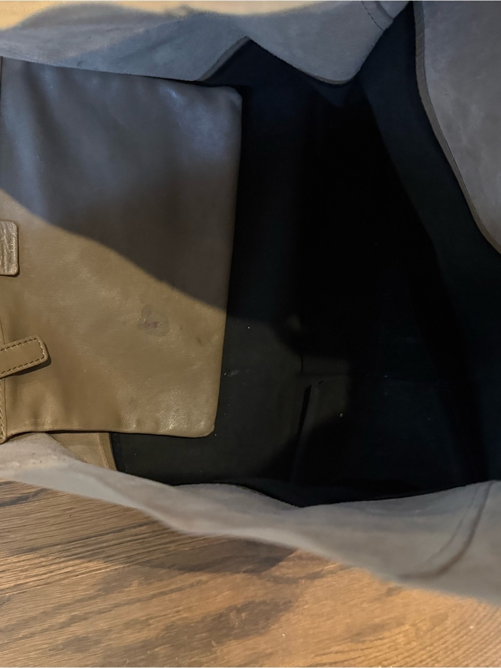 Auth CELINE Horizontal Bicolor Cabas Leather Tote Bag in Tan & Black - Picture 8 of 14